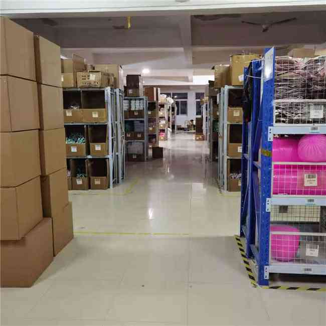 新老賣家涌入，Shopee全托管全面爆發，日用百貨銷售成為焦點